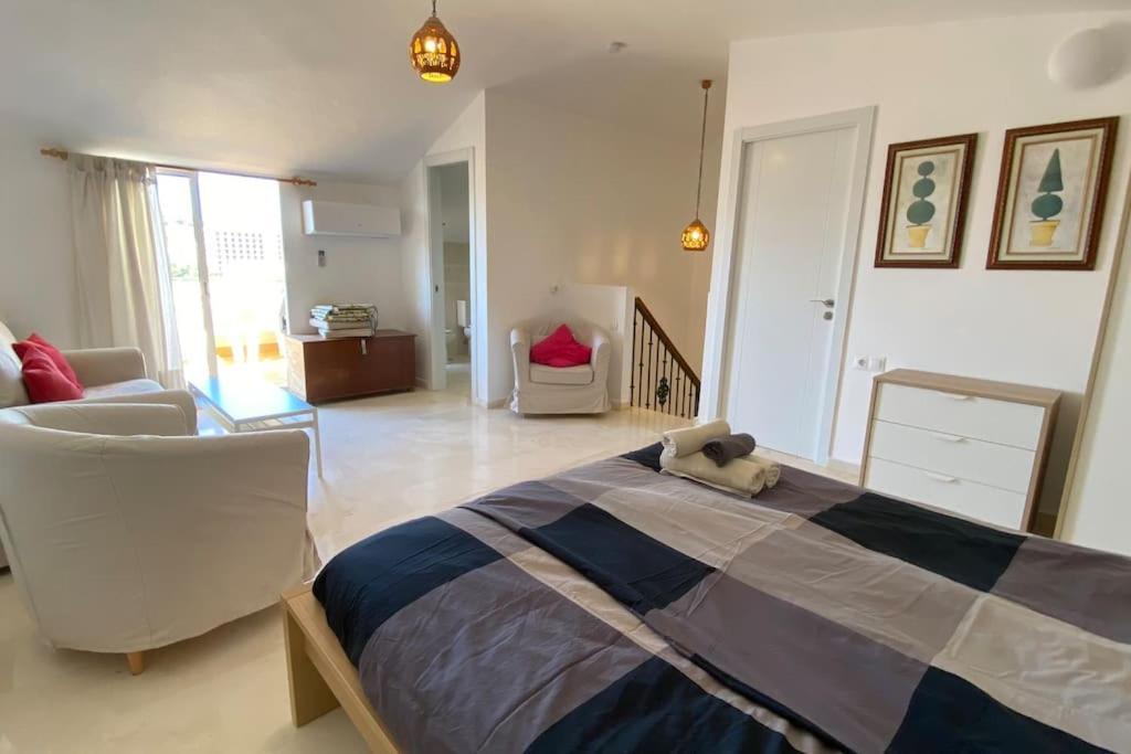 3 Bedroom Penthouse Close By Parque De La Paloma Benalmadena Exterior photo